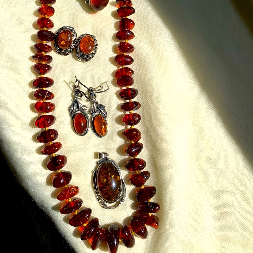 Amber jewelry collection